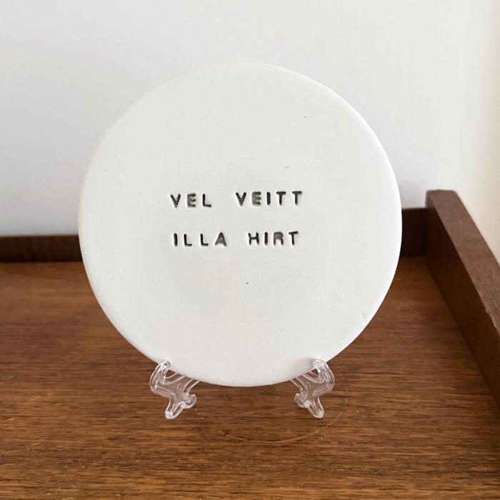 Vel veitt illa hirt – Platti